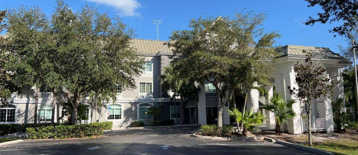 Experience Comfort from the Moment You Arrive